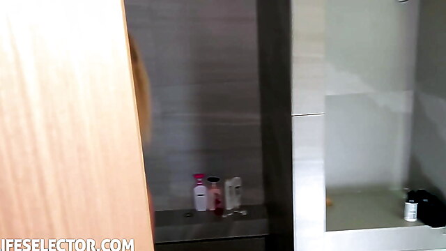 Blonde with braces, my roommates sister, blondes blowjobs naughty, teen braces amateur, sister bitches blowjob