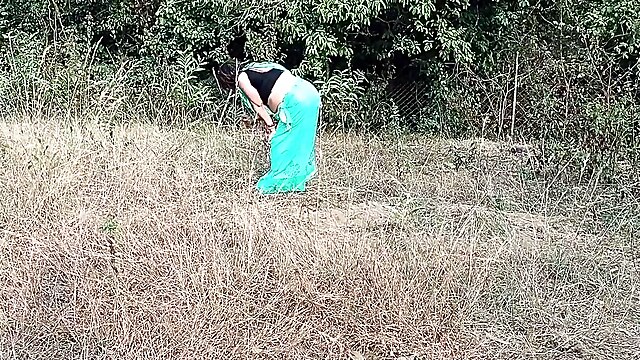 Indian leaked outdoor, amateur leaked sex video, big tits big ass hubby videos, melons mera, amateur milf hubby