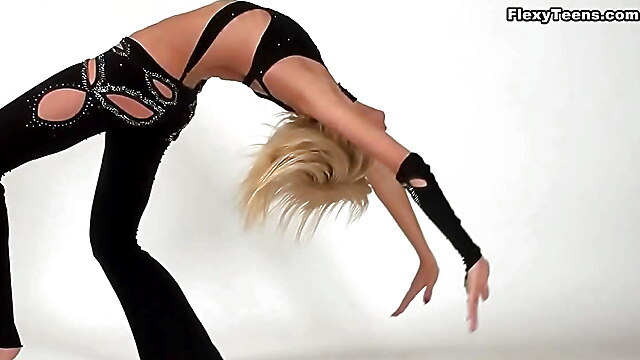 Back bend, flexy legs, ballerina naked yoga, hot sexy blonde milf, hot sexy milf
